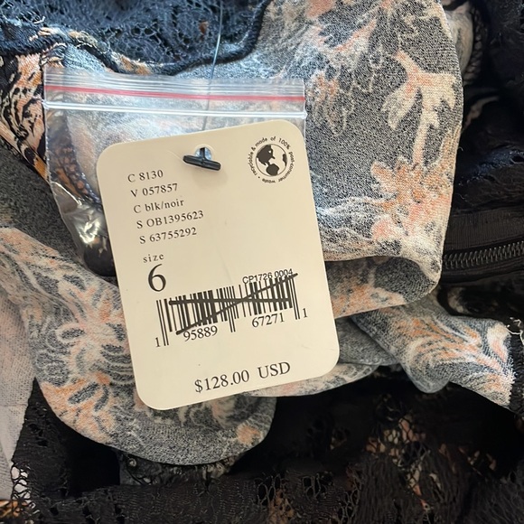 Free people LUCIE Mini with lace cut out - Picture 14 of 16